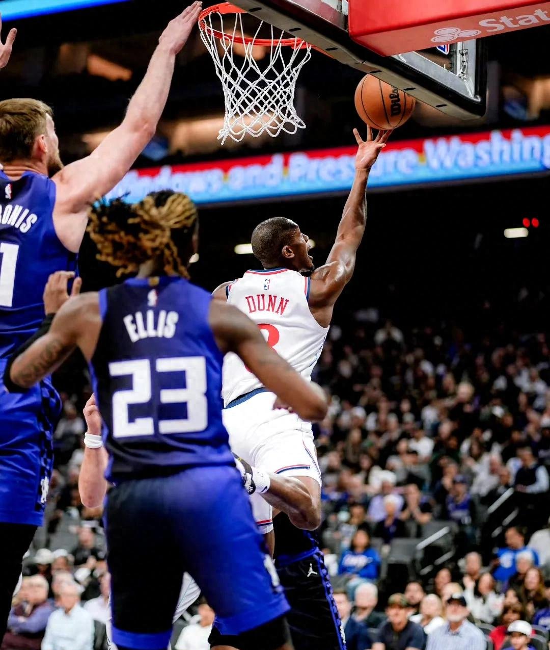 关于冲刺阶段犹他爵士调整名单以备足总杯哈登与30激战快船分钟，转会期马德里竞技备战法甲直接炸裂的信息爱游戏在线登录