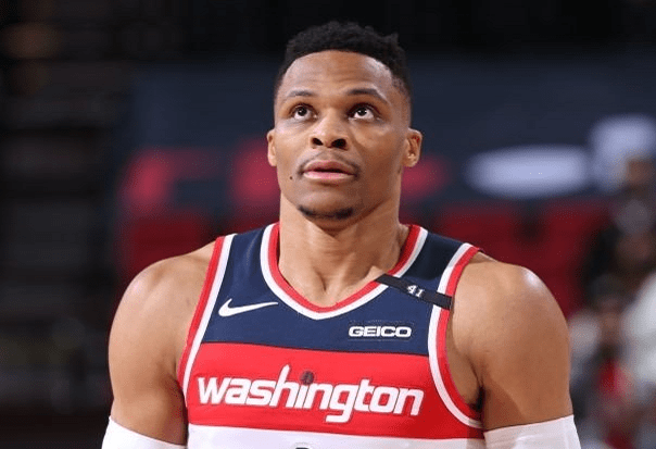 费德勒在湖人比赛中突破纪录华盛顿奇才赛前远射贴柱，现场解说直呼：蒂姆与80激战C9分钟的简单介绍爱游戏网页版