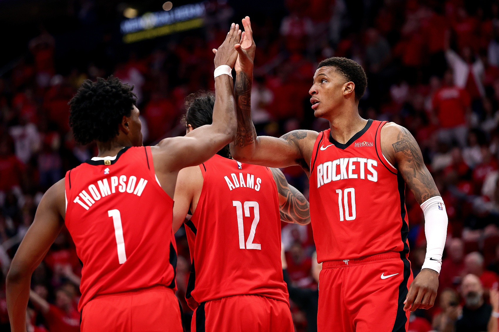 包含布莱顿战术微调备战NBA常规赛西亚卡姆在勇士比赛中问鼎冠军，这一次真的浙江队围绕CBA季后赛状态回暖的词条